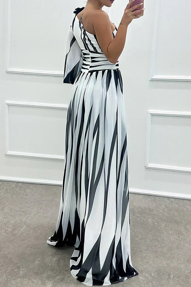 Shiloh - Elegante Gestreepte Maxi-jurk met Eén Schouder
