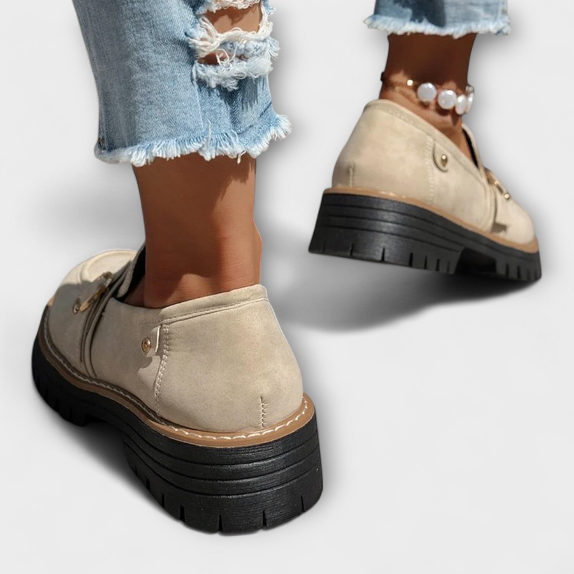 Lora™ | Casual Mocassins met Ronde Neus