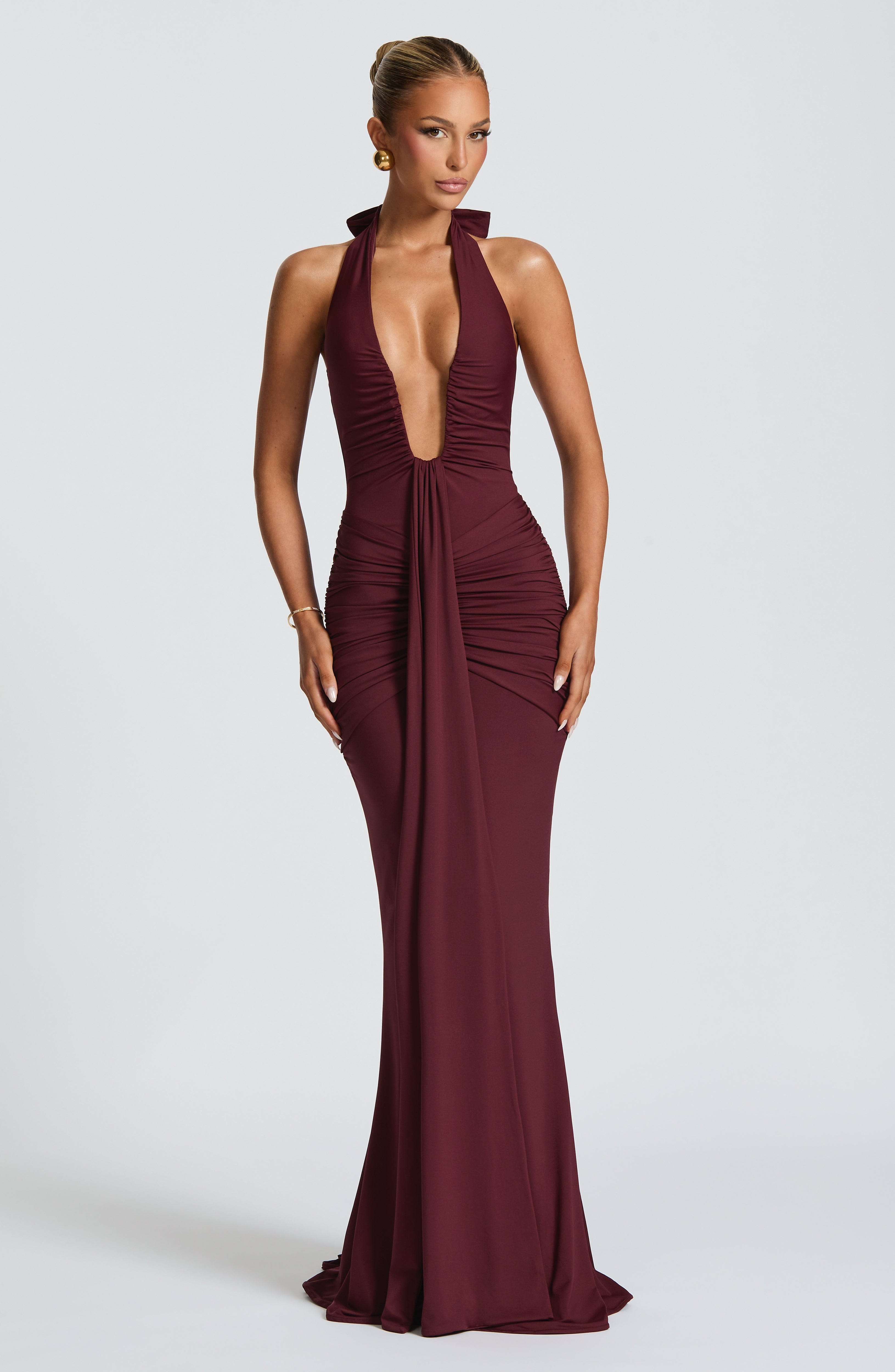 LANGE HALTER DRAPÉ KLEED