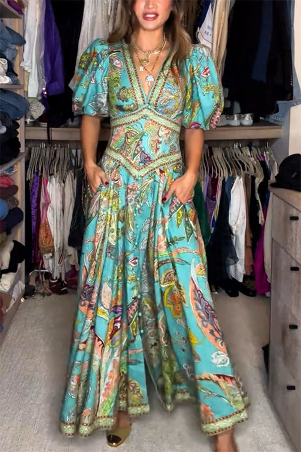 Amelia Quinn | Luchtige maxi-jurk met puffmouwen en V-hals