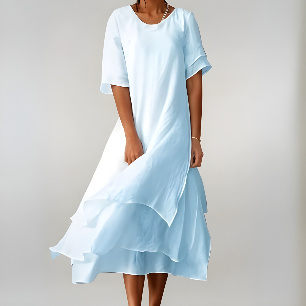 AGNÈS | LANG, LICHT EN ELEGANT JURK