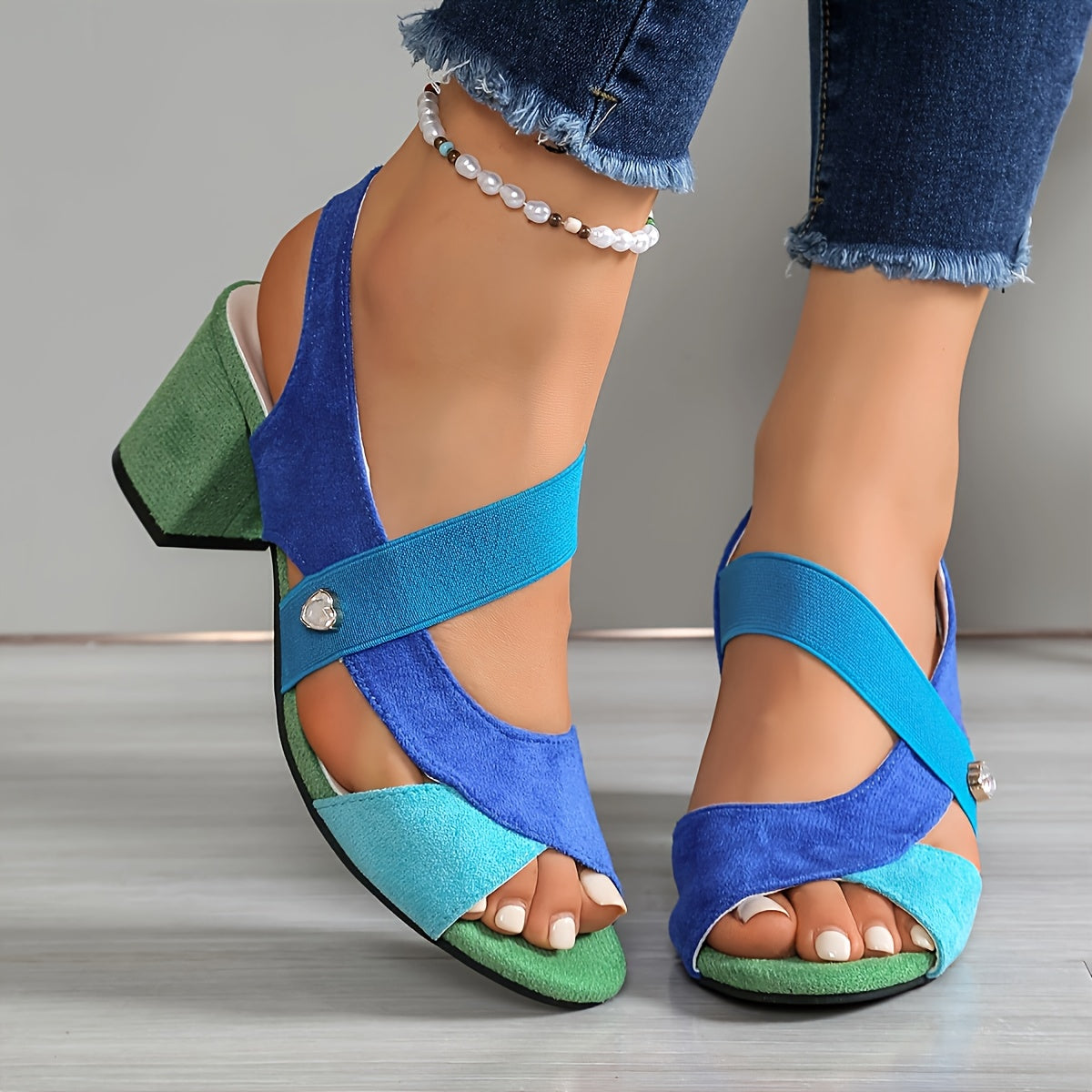 Elara™ | Comfortabele Hakken met Kruisbanden