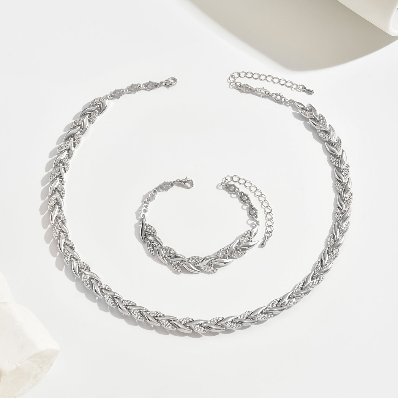 Claudine™ | Handgemaakte visstaart hanger