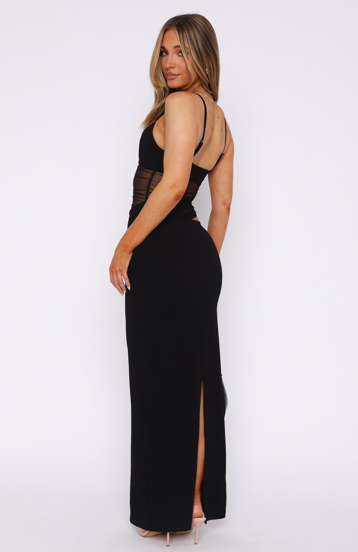LANGE CUT OUT JURK MET MESH