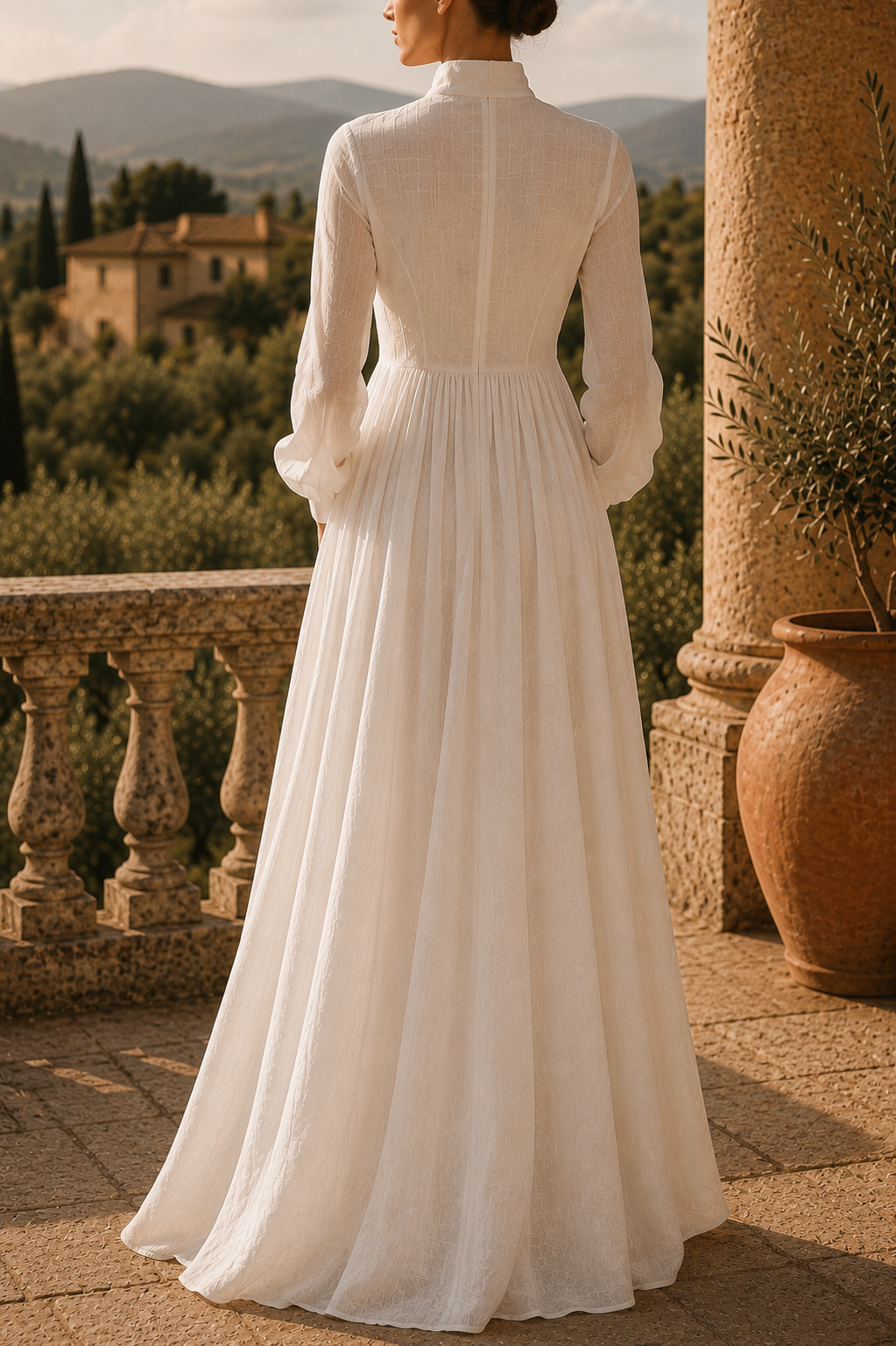 Lange elegante jurk met diepe hals