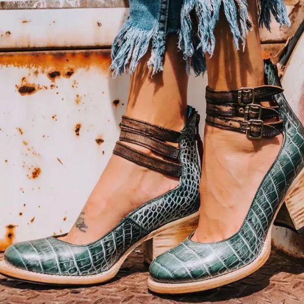 Rihane sandalen met hak