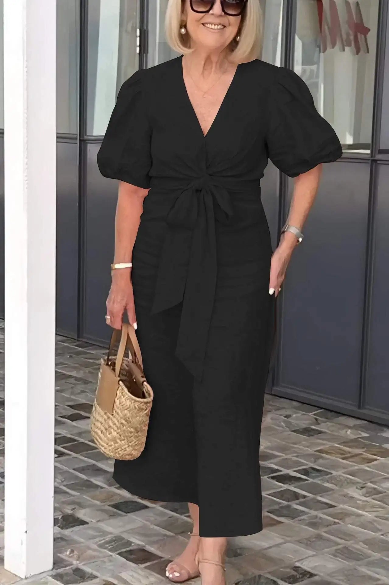 Lynora | Elegante V-Hals Midi Jurk