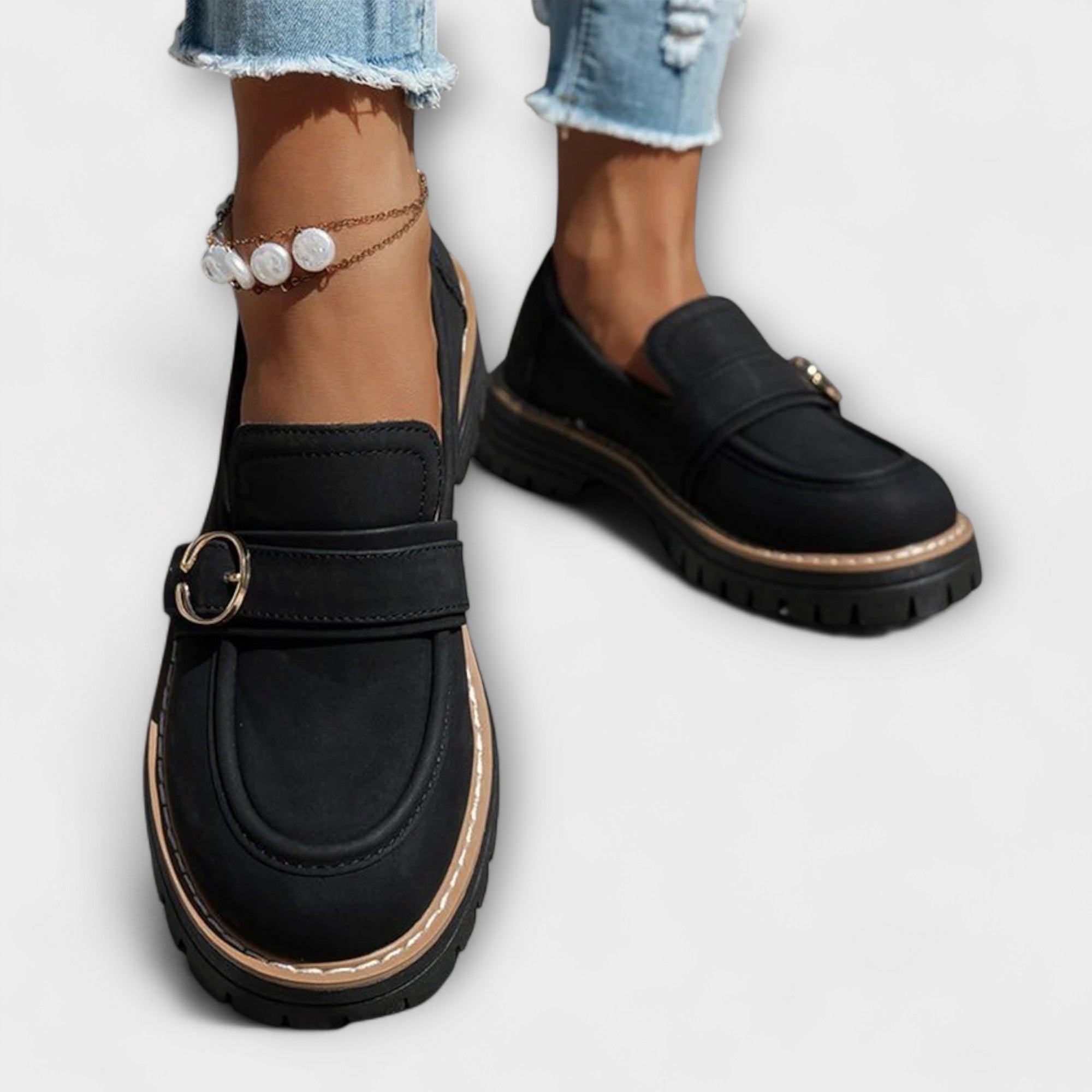 Lora™ | Casual Mocassins met Ronde Neus