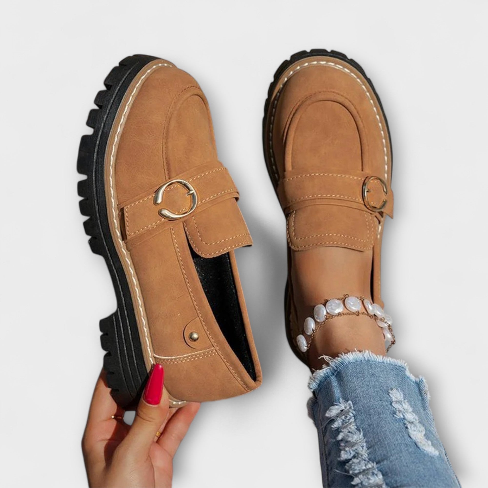Lora™ | Casual Mocassins met Ronde Neus