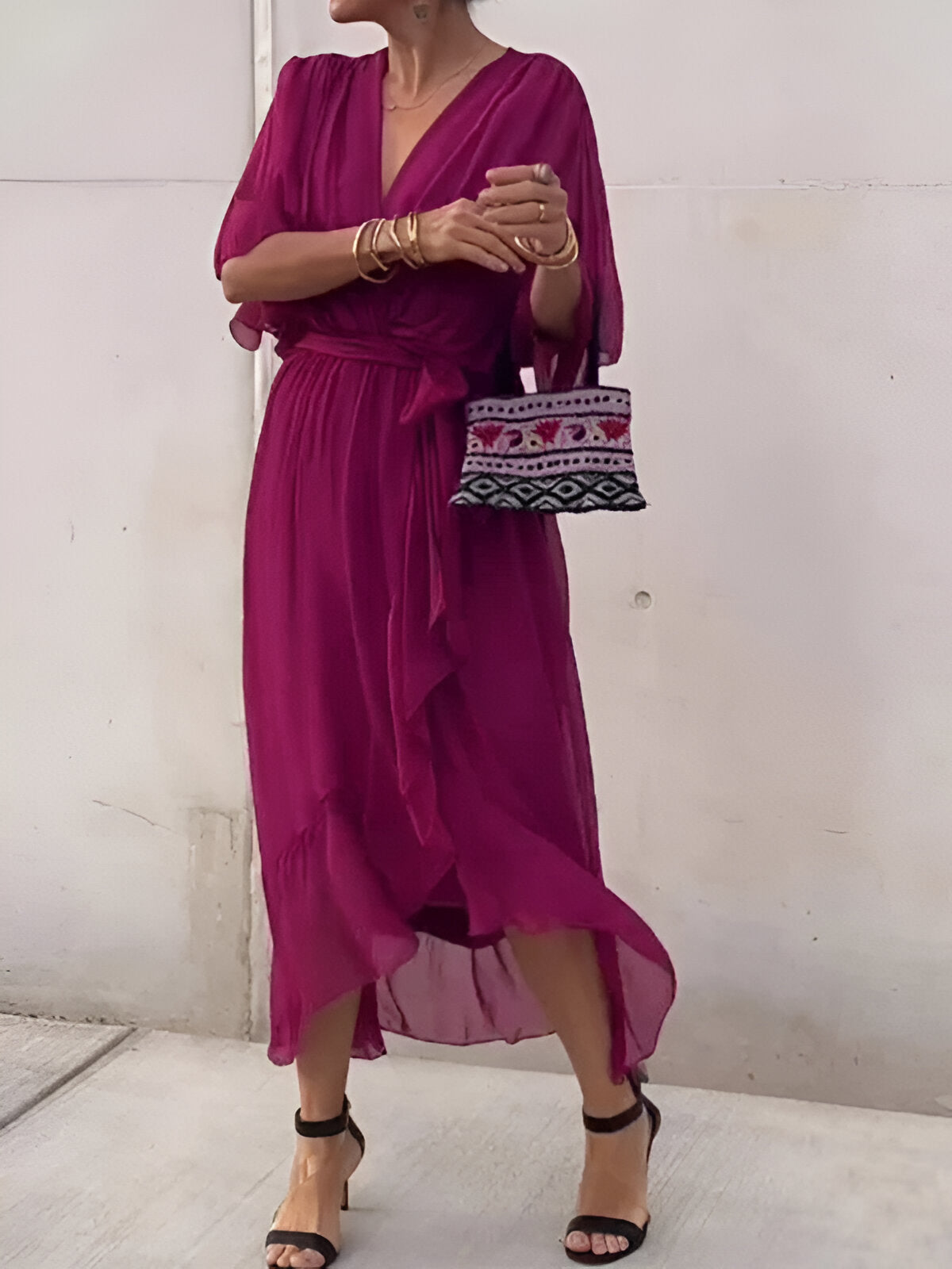 MONICA | CHIFFON JURK MET V-HALS