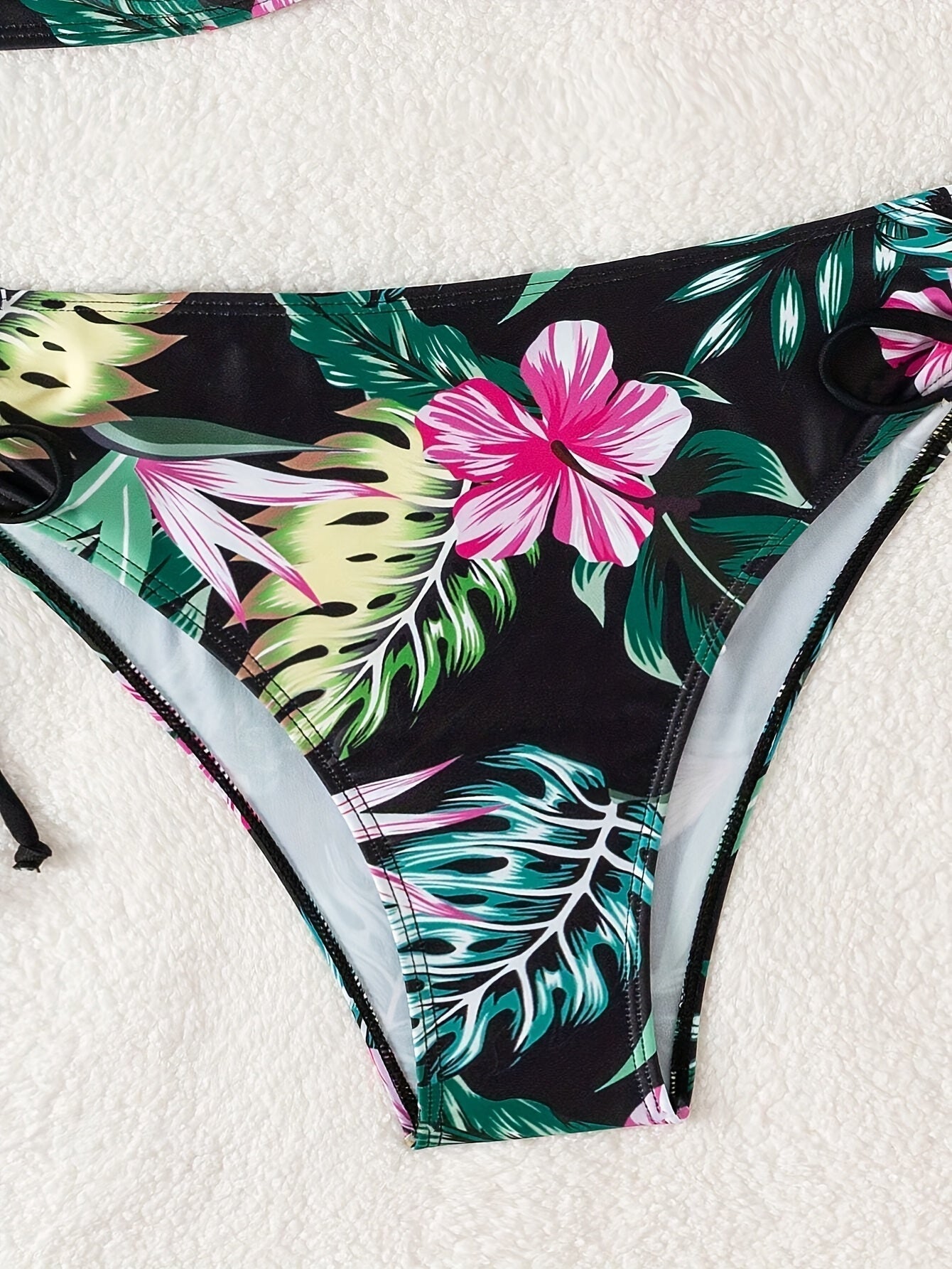 Fiora | Bikini Sculpterend met Beugel en Tropische Bloemenprint voor de Zomer