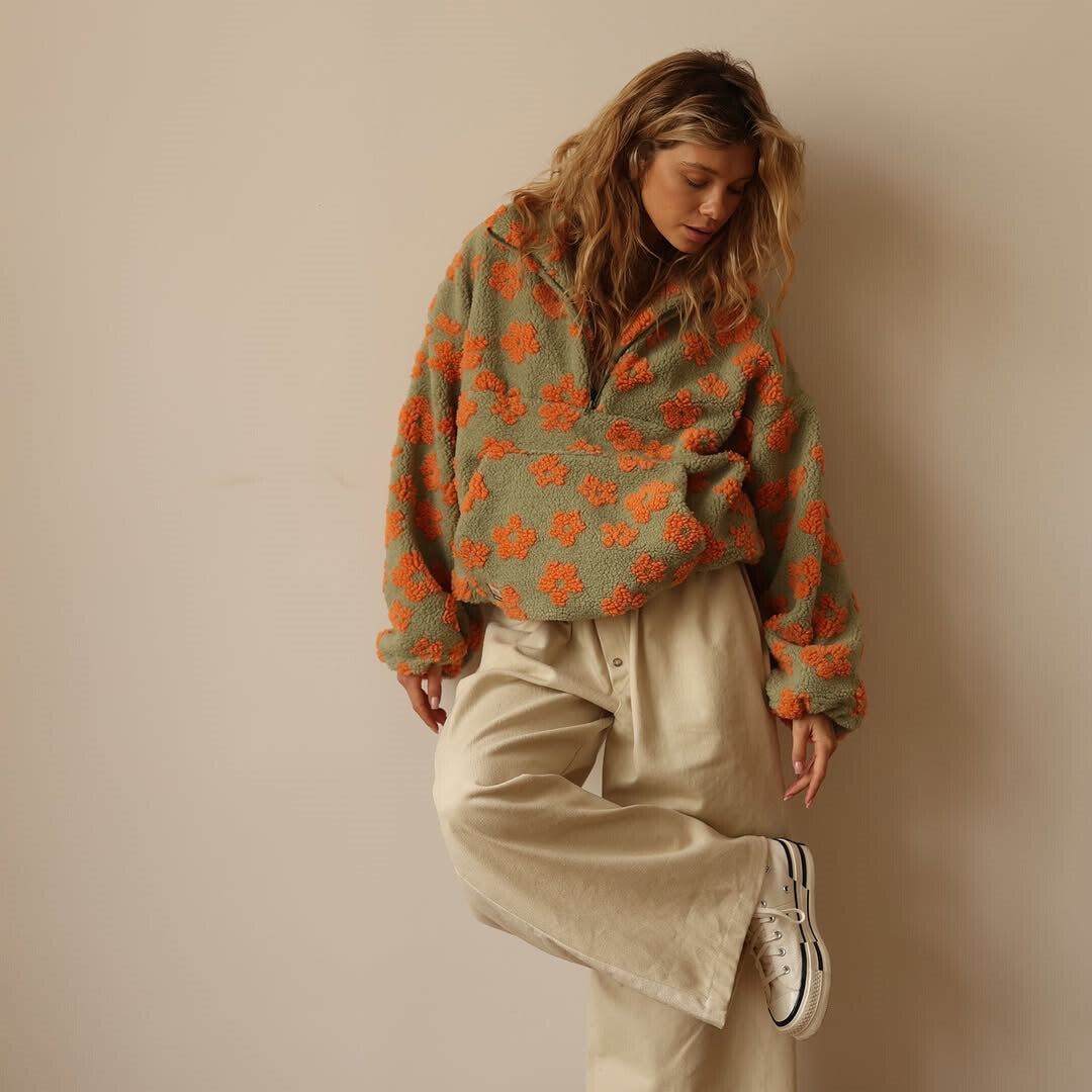 Daisy | Sherpa Boho Bloemen Trui
