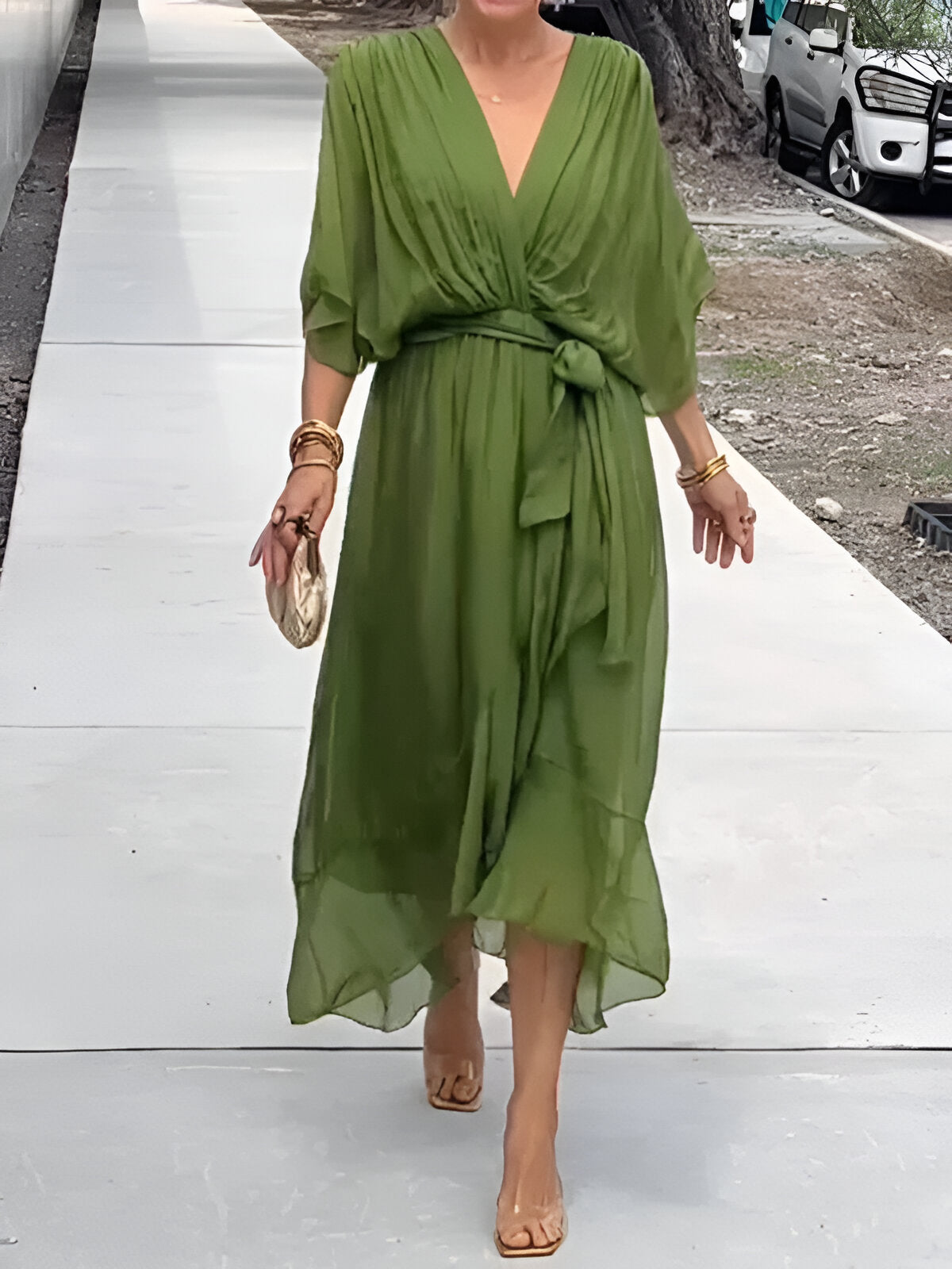 MONICA | CHIFFON JURK MET V-HALS